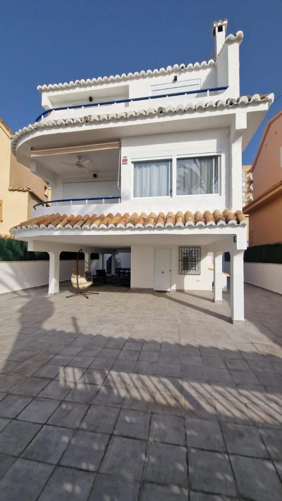 Beachfront Vila Valencia Exterior photo